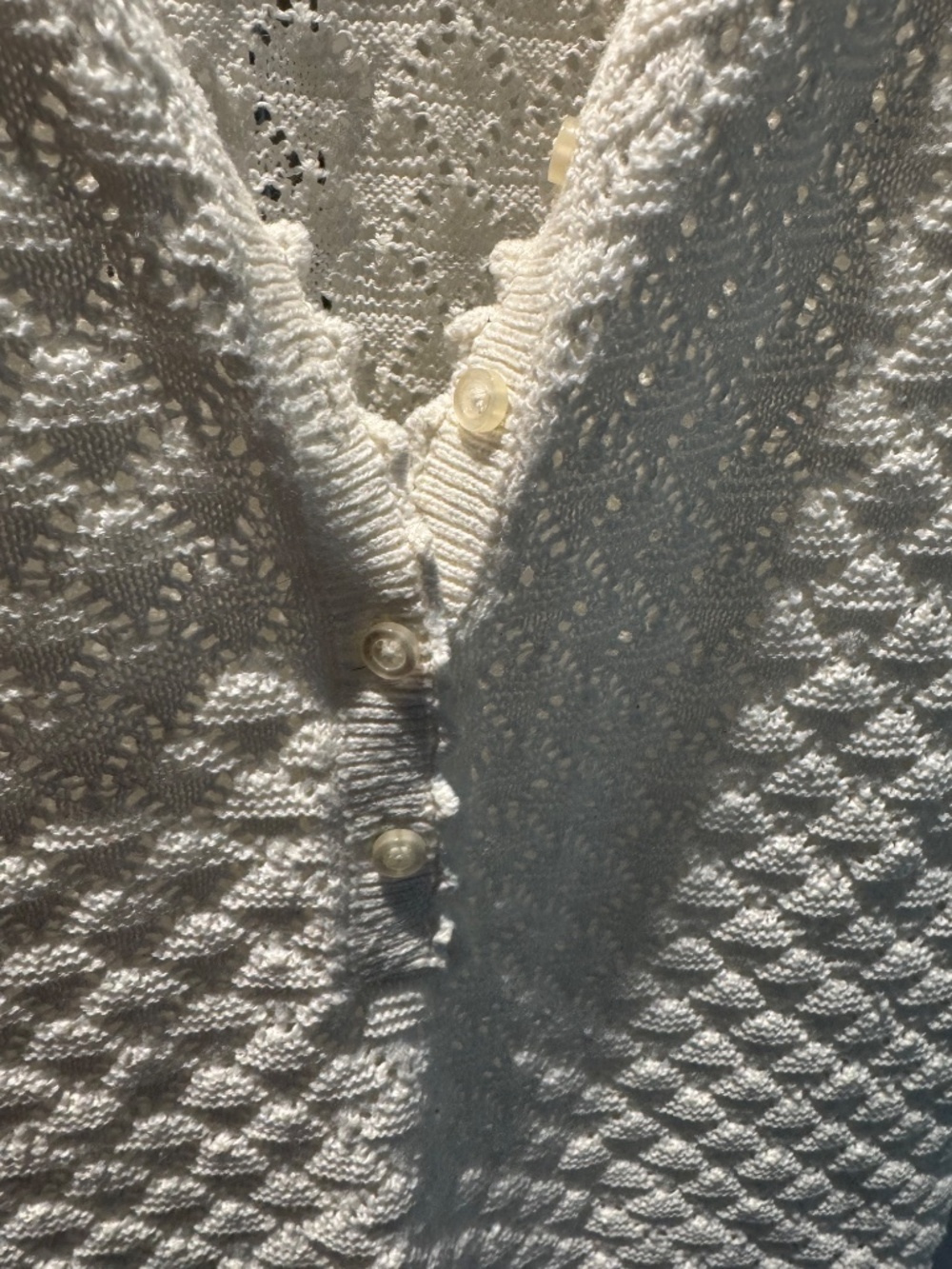 Cream crochet top with buttons. - Picture 2 of 4